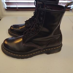 Dr. Martens 1460 Arcadia Boots